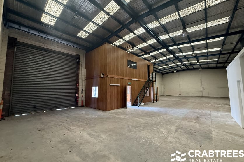 Click to view all images 3/10 Eskay Road Oakleigh South VIC 3167 - Image 3