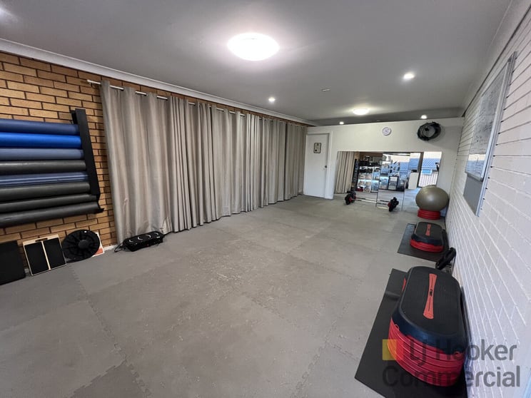 Click to view all images 2&3/69 Webb Street East Gosford NSW 2250 - Image 3
