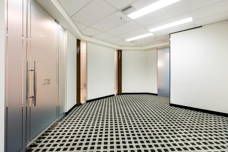 Click to view all images suite 213/1 Queens Road Melbourne VIC 3004 - Image 2
