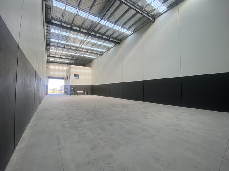 34 Peterpaul Way Truganina VIC 3029 - Image 2