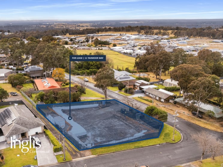 Click to view all images 11 Tahmoor Road Tahmoor NSW 2573 - Image 2