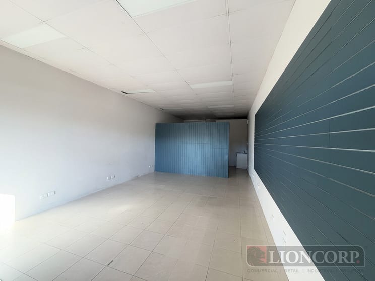 Click to view all images Calamvale QLD 4116 - Image 2