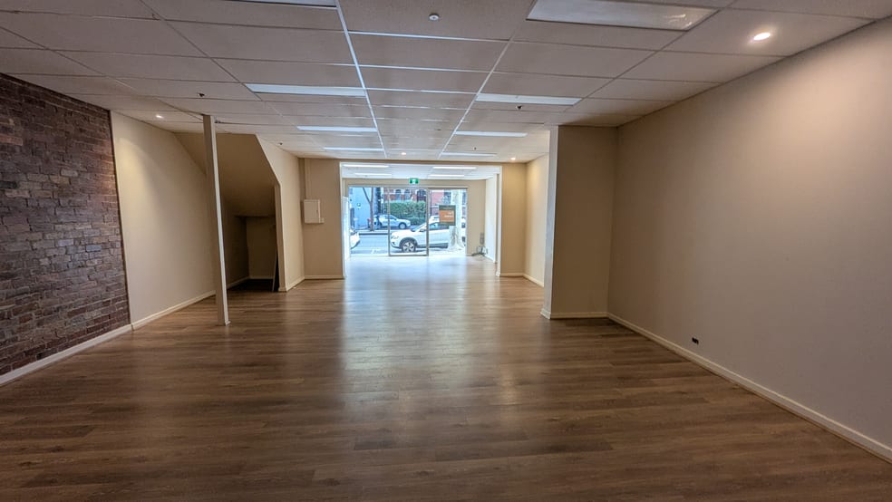 Click to view all images Ground Floor 231 Queensberry Street Carlton VIC 3053 - Image 3