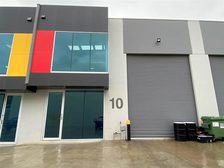 Click to view all images 10/11 Northpark Drive Somerton VIC 3062 - Image 1