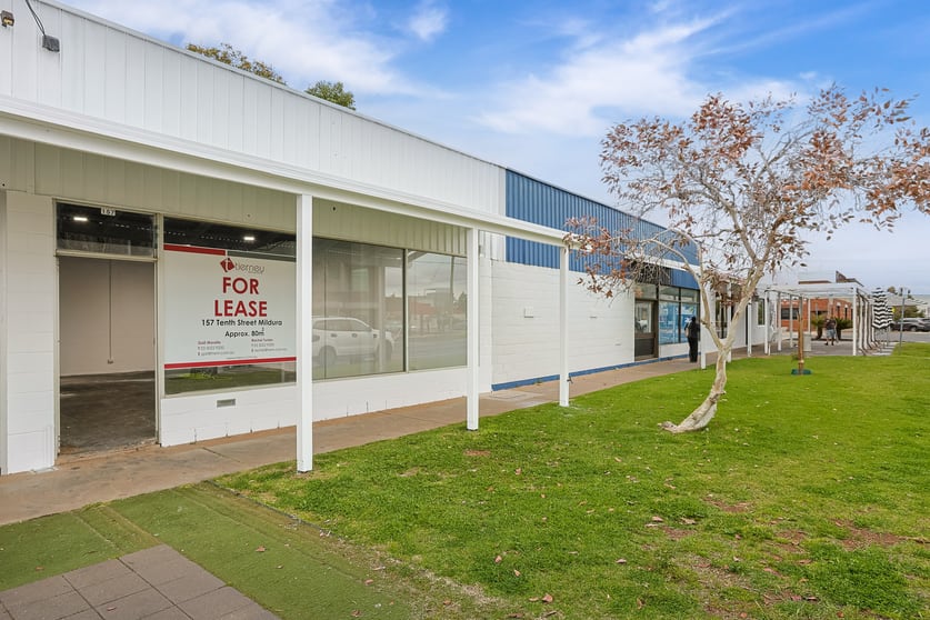 Click to view all images 157 Tenth St Mildura VIC 3500 - Image 1