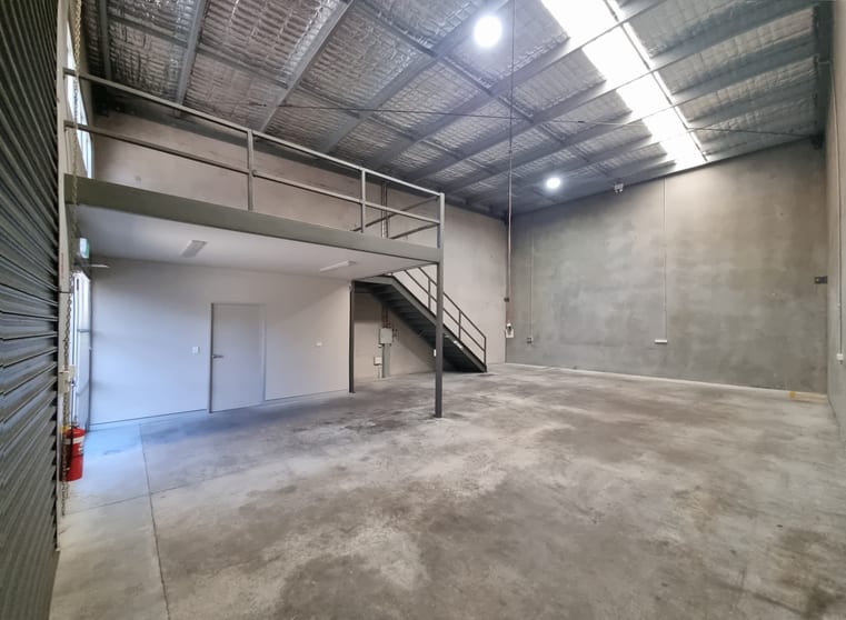 Click to view all images Unit 15/8 Gibbens Road West Gosford NSW 2250 - Image 2