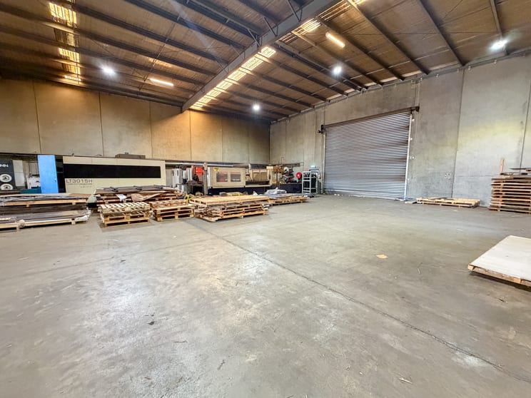 Click to view all images 98-100 Williams Road Dandenong South VIC 3175 - Image 5