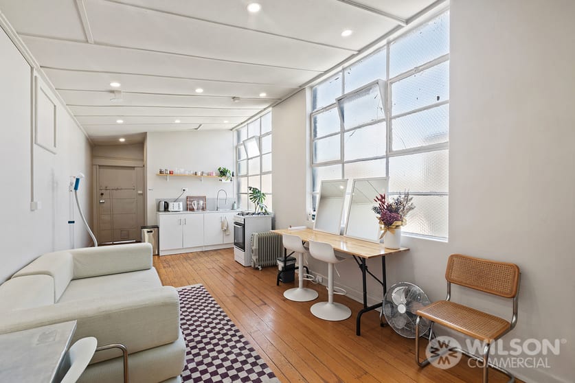Click to view all images 104 St Kilda Road St Kilda VIC 3182 - Image 2