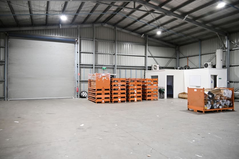 Click to view all images 3A/517 Dallinger Road Lavington NSW 2641 - Image 3