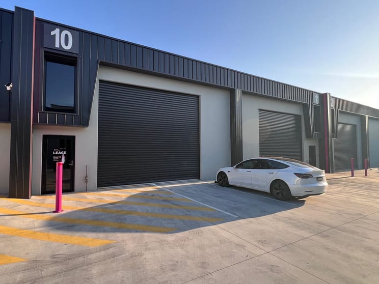 Click to view all images 2 Transport Road Yatala QLD 4207 - Image 3