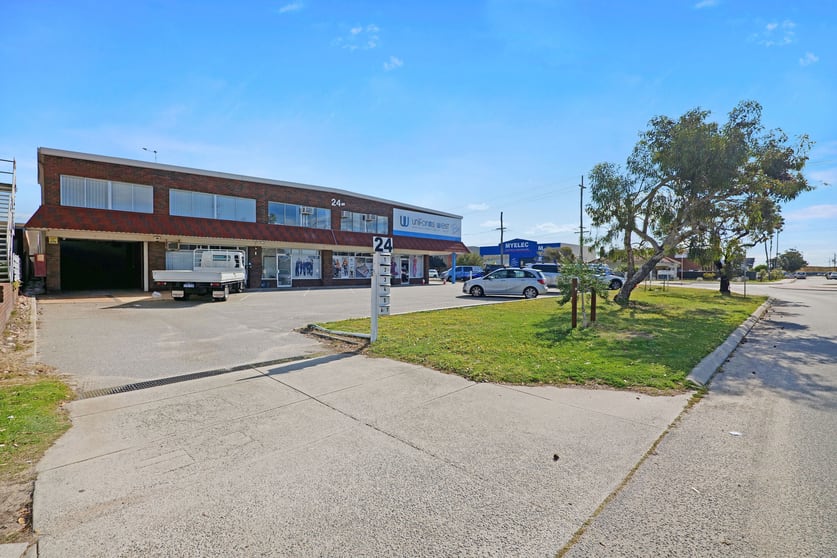 Click to view all images 24 Guthrie Street Osborne Park WA 6017 - Image 2