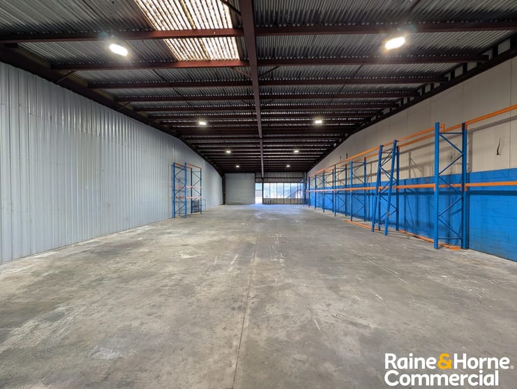 Click to view all images 3&3A/268 South Pine Road Enoggera QLD 4051 - Image 3