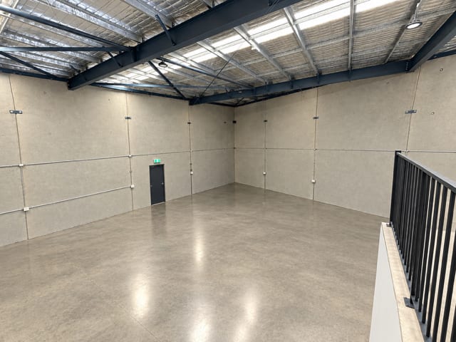 Unit 3/5-7 Lone Pine Place Smeaton Grange NSW 2567 - Image 3