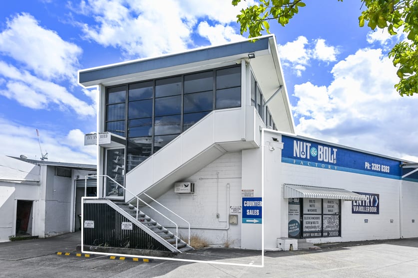 Click to view all images 22 Deshon Street Woolloongabba QLD 4102 - Image 1