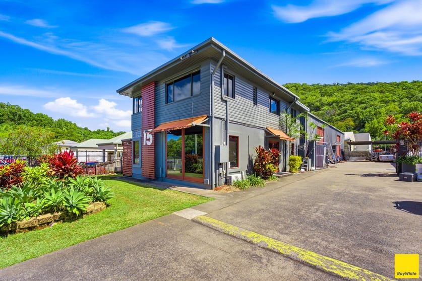 15 Johnston Street Stratford QLD 4870 - Image 1