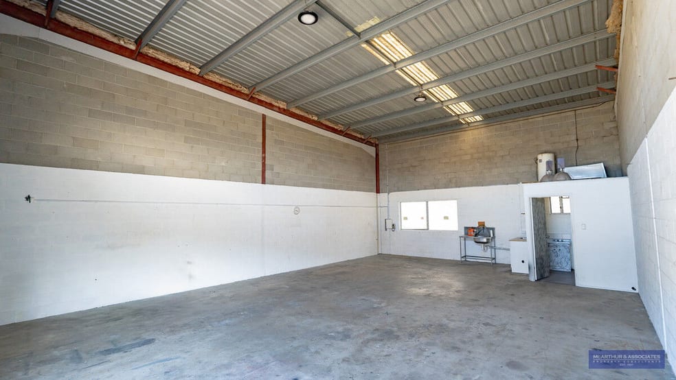 Click to view all images Clontarf QLD 4019 - Image 2