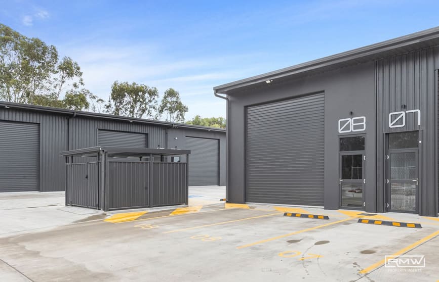 Click to view all images 8/42 Pineapple Drive Hidden Valley QLD 4703 - Image 2