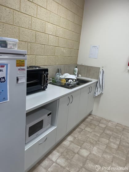3/20 Comserv Loop Ellenbrook WA 6069 - Image 3