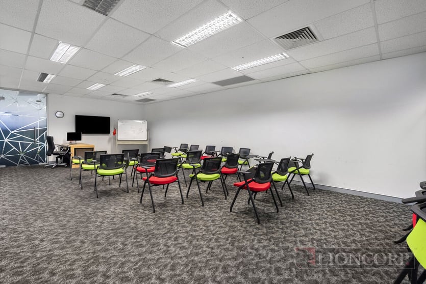 Click to view all images Eight Mile Plains QLD 4113 - Image 3
