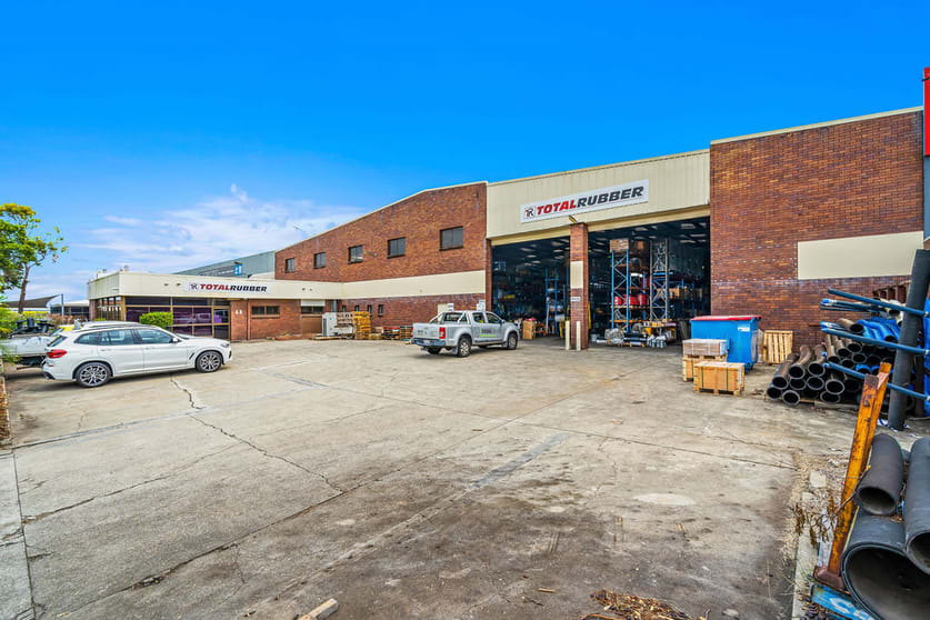 Click to view all images 43 Dulacca Street Acacia Ridge QLD 4110 - Image 3