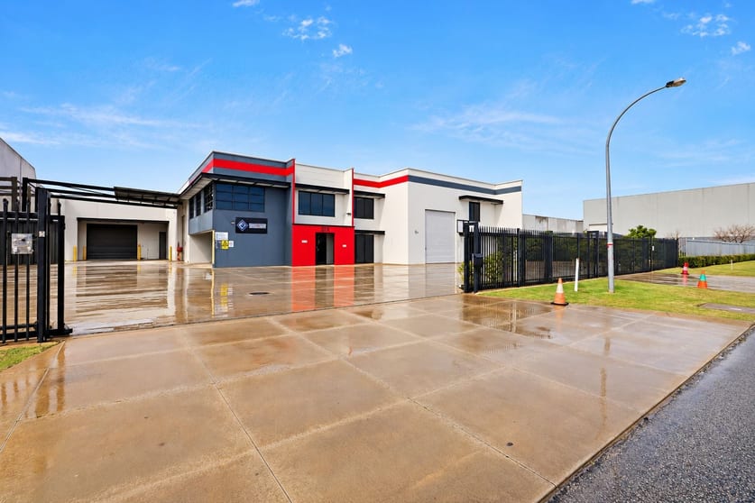 Click to view all images 6 Ernest Clark Road Canning Vale WA 6155 - Image 1