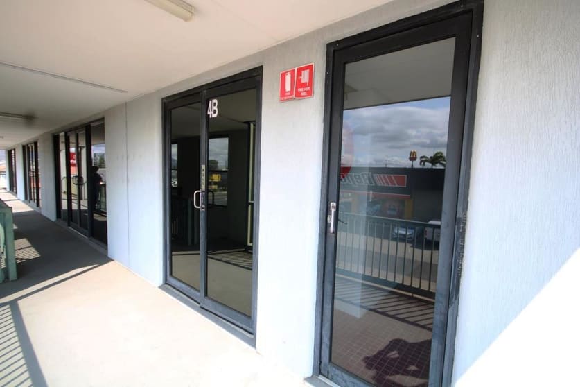 Click to view all images 4 B/138 George Street Rockhampton City QLD 4700 - Image 3
