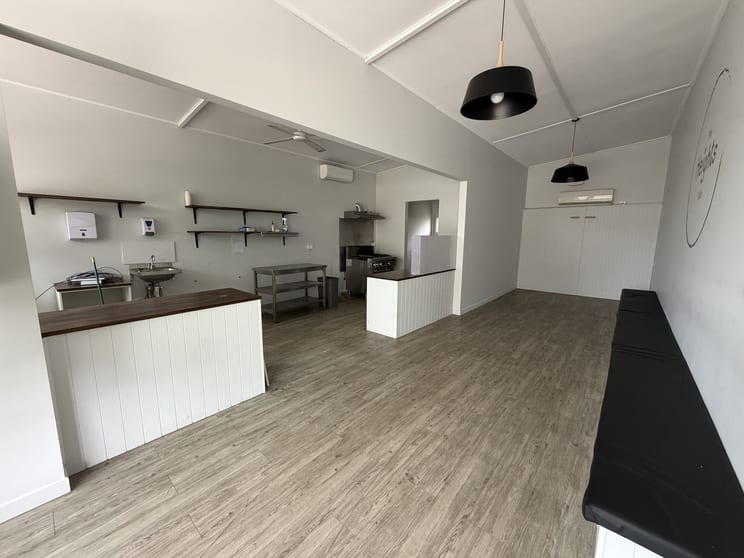 Click to view all images 1/16-18 Minerva Road Manifold Heights VIC 3218 - Image 3