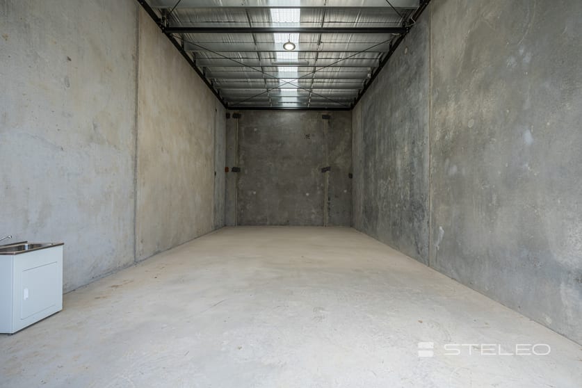 Click to view all images Unit 10/25 Mayne Avenue Hastings VIC 3915 - Image 4