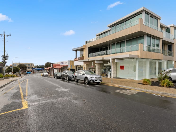 Click to view all images Shop 3/54 - 56 Kerferd Avenue Sorrento VIC 3943 - Image 3