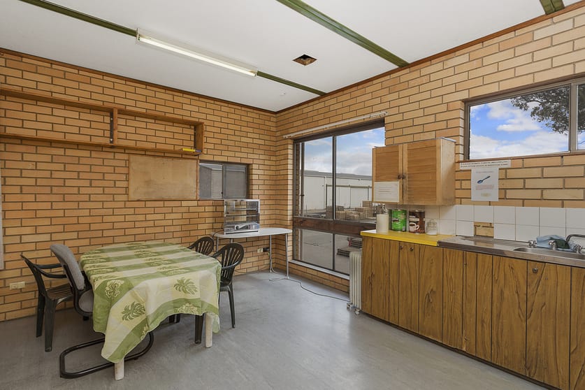 79 North Street Albury NSW 2640 - Image 3