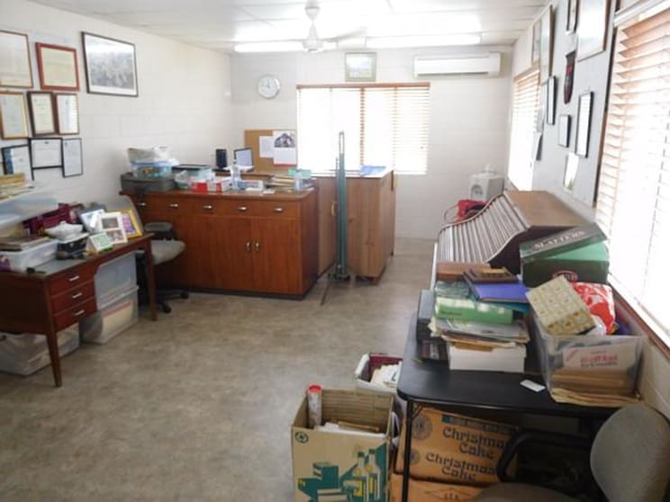 Click to view all images 7 Hawkins Street Ingham QLD 4850 - Image 2