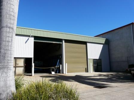 Click to view all images 4 & 5/28 Moonbi Street Brendale QLD 4500 - Image 2
