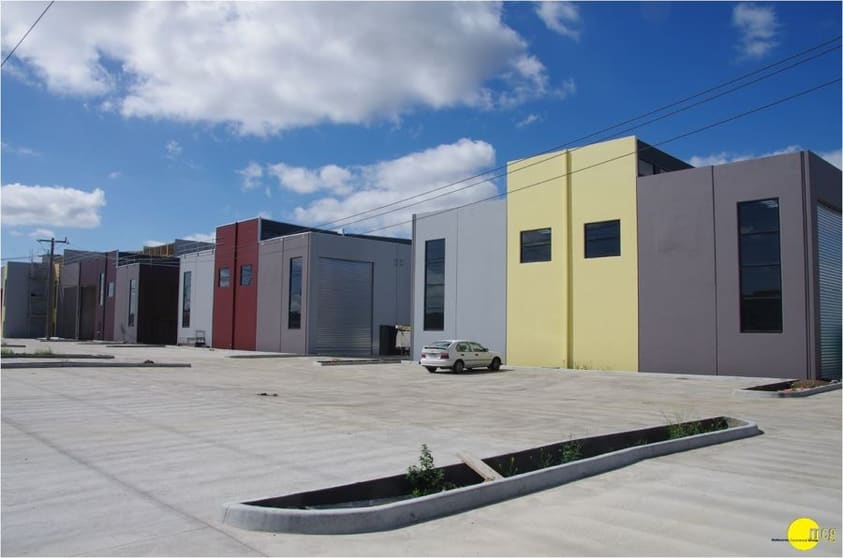 Click to view all images Unit 12/220 Holt Parade Thomastown VIC 3074 - Image 3