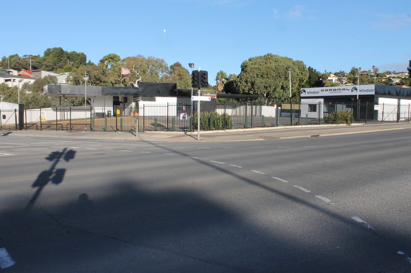 Click to view all images Front 1505 Main South Road Darlington SA 5047 - Image 3