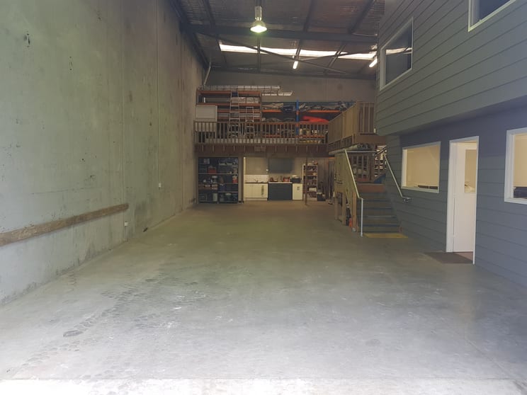 Click to view all images 5/7 Beale Way Rockingham WA 6168 - Image 3