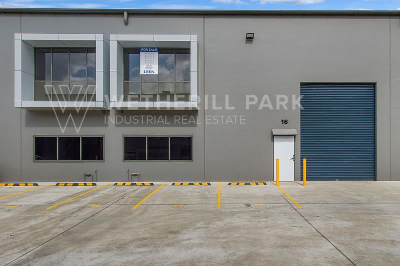Click to view all images Smithfield NSW 2164 - Image 3