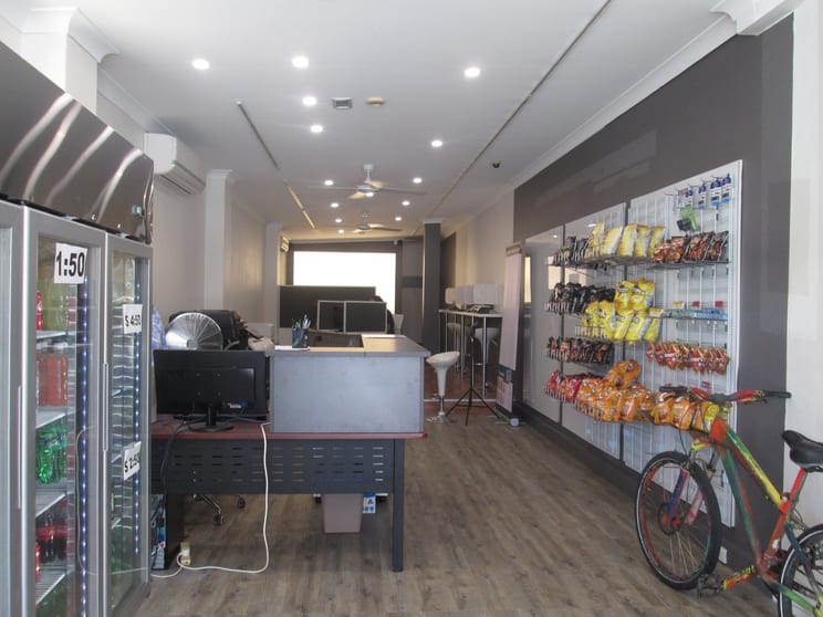 Click to view all images 95 Grafton Street Cairns City QLD 4870 - Image 3