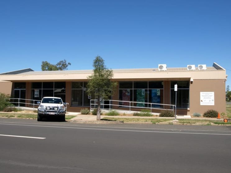 Click to view all images 14 - 16 McDowall Street Roma QLD 4455 - Image 1
