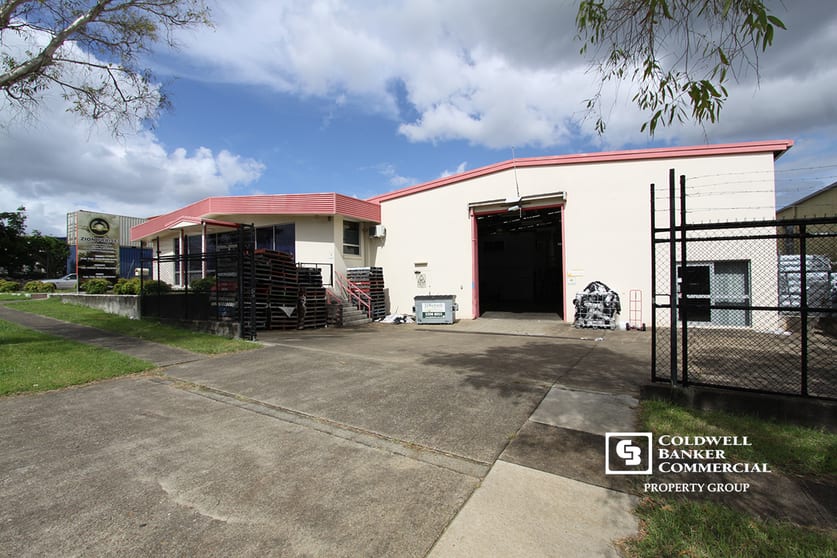 Click to view all images 49 Colebard Street East Acacia Ridge QLD 4110 - Image 2