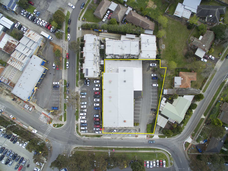 Click to view all images 31-39 Erica Avenue Boronia VIC 3155 - Image 3