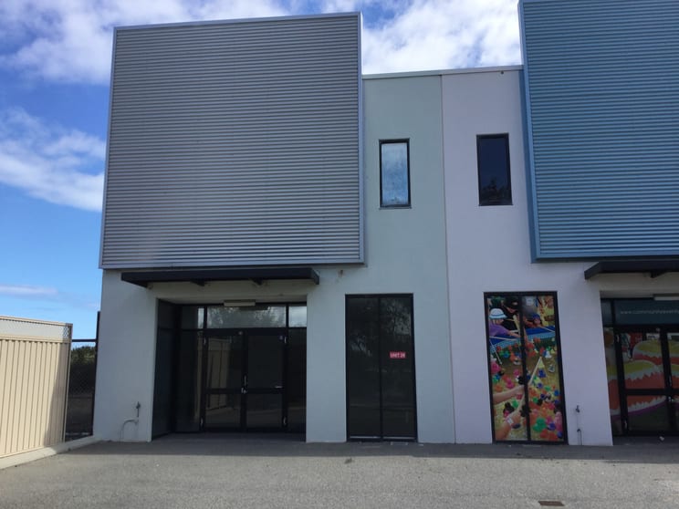 Click to view all images 28/8 Pickard Ave Rockingham WA 6168 - Image 2