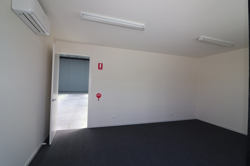 Click to view all images 27/75 Clifton Grove Carrum Downs VIC 3201 - Image 2