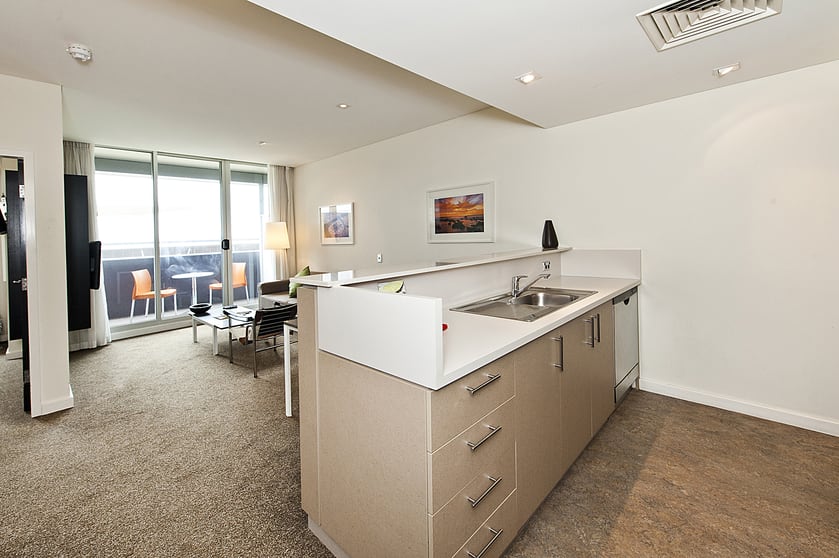 Click to view all images 17/33 Mounts Bay Road Perth WA 6000 - Image 3