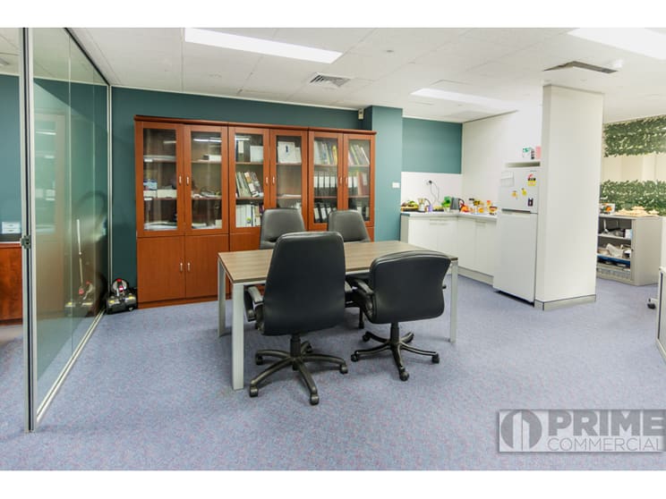 Click to view all images 44 Miller Street North Sydney NSW 2060 - Image 2