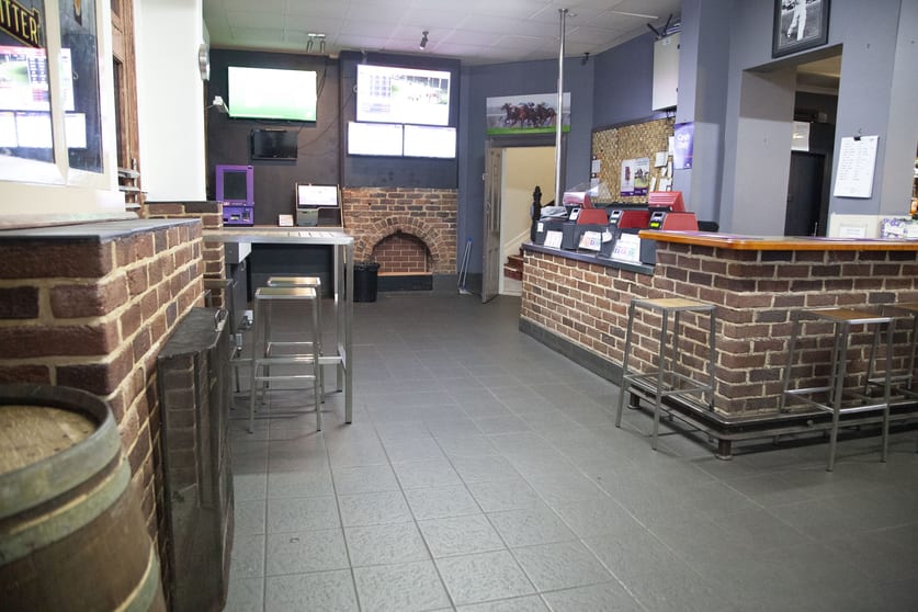 86 Forrest Street - Premier Hotel Collie WA 6225 - Image 2