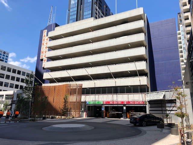 Click to view all images 303/11 Daly Street South Yarra VIC 3141 - Image 1