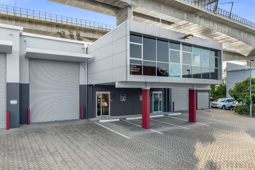 Click to view all images 13/93 Rivergate Place Murarrie QLD 4172 - Image 1