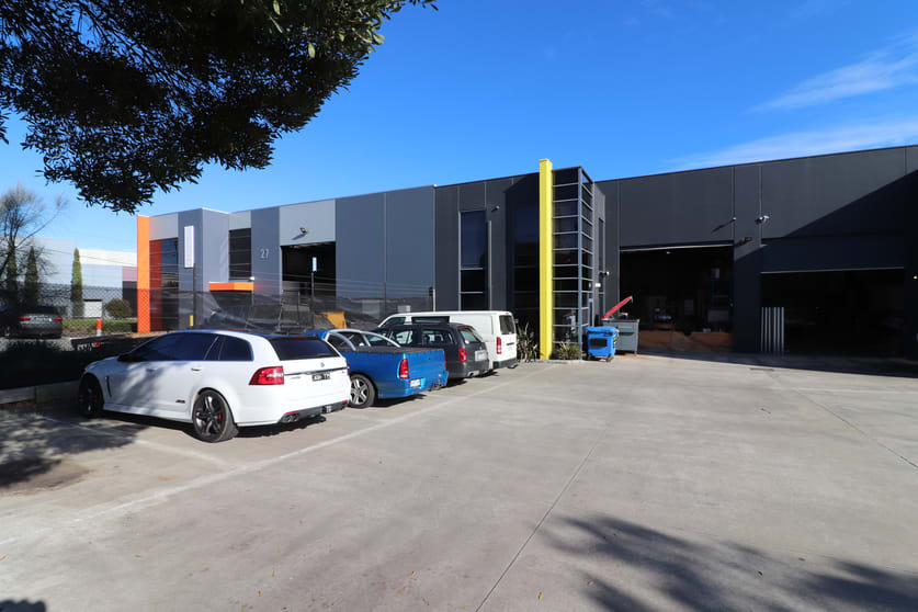 Click to view all images 1/29 Brett Drive Carrum Downs VIC 3201 - Image 1