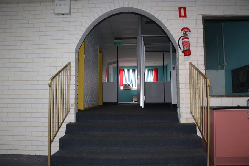 Click to view all images Upstairs/264a HIgh Street Northcote VIC 3070 - Image 3