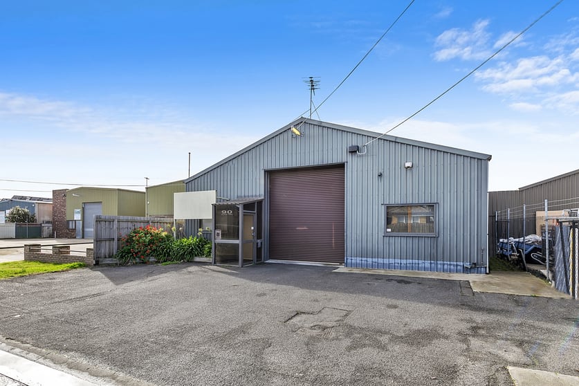 Click to view all images 90 Kildare Street North Geelong VIC 3215 - Image 3